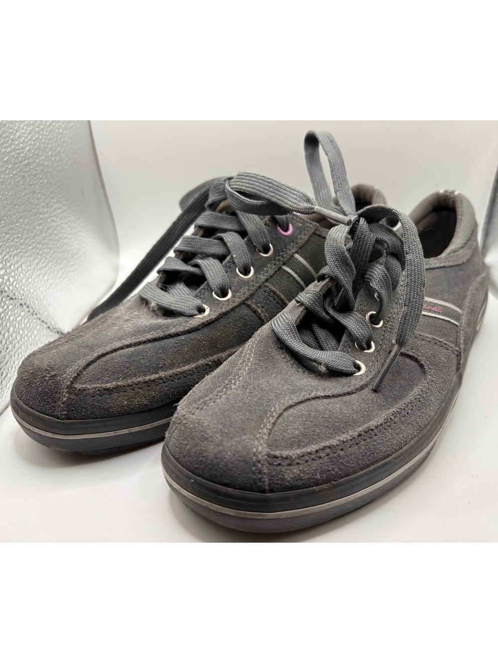 Keds Gray Suede Lace-Up Comfort Walking Sneakers with Arch Support Women’s 6 US